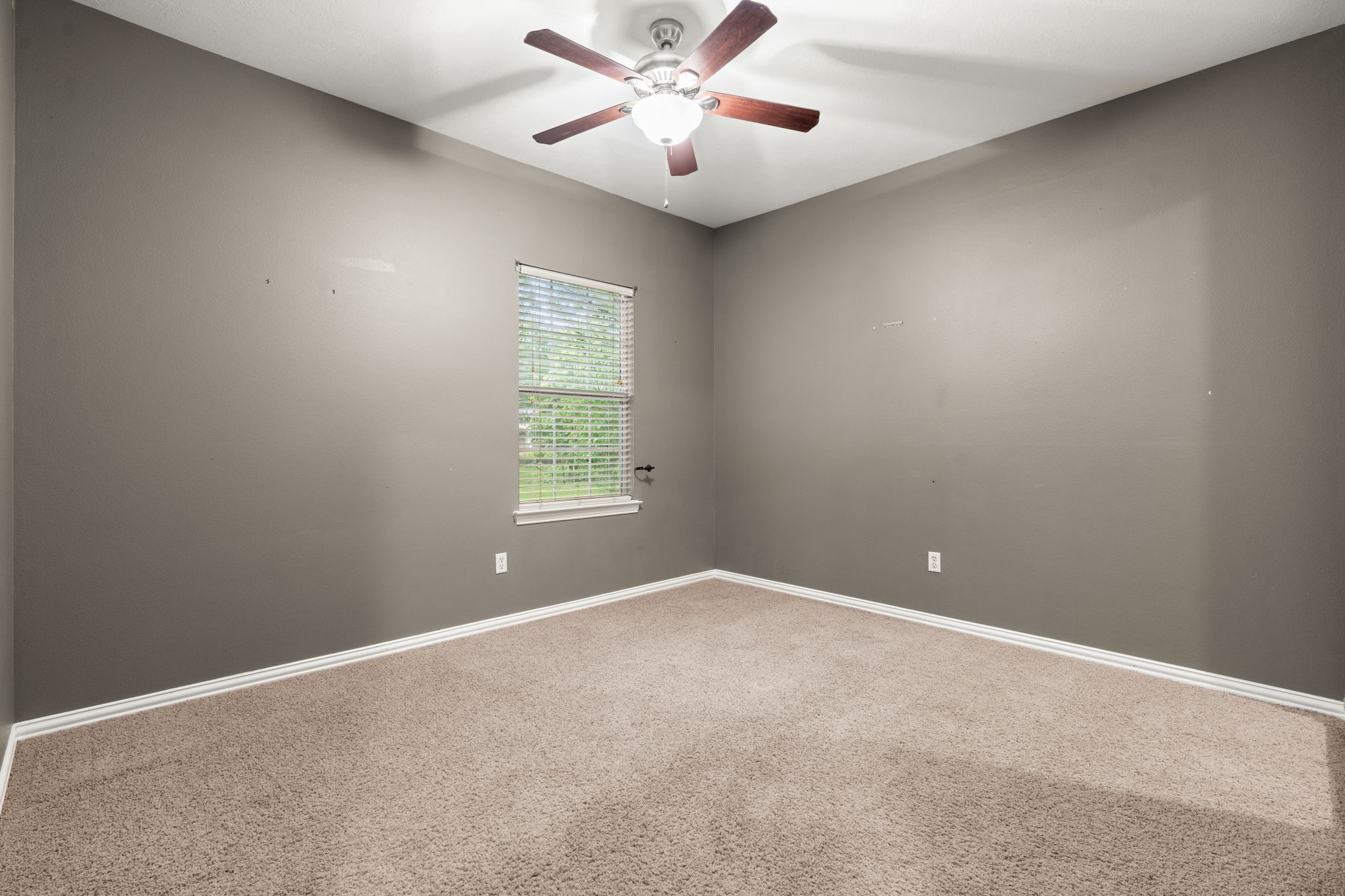 13258 Overlook Court Conroe, TX 77302 - Photo 37 of 49 Additional bedroom.
