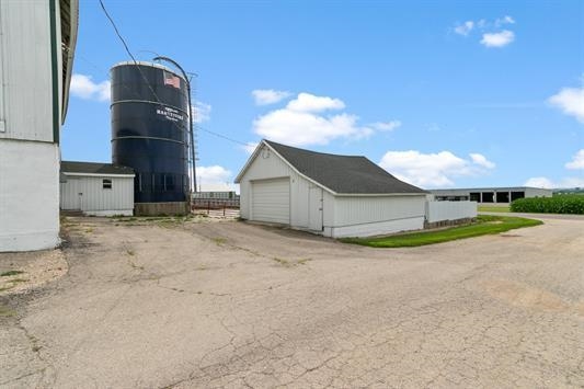 6988 Schneider Road Middleton, WI 53562 - Photo 40 of 52