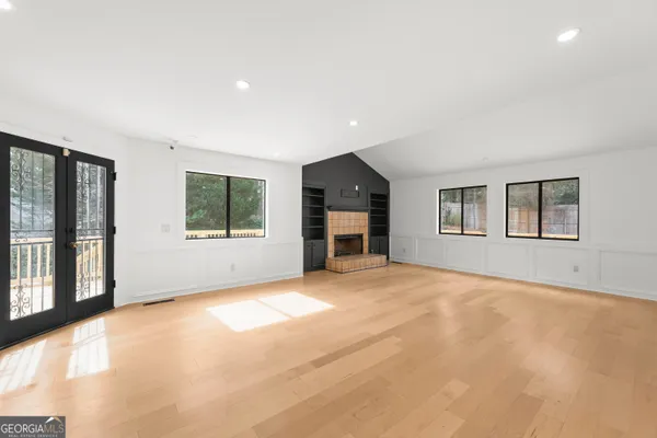 $1,285,000 | 7025 Northgreen Drive Northeast, Sandy Springs, GA 30328