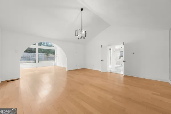 $1,285,000 | 7025 Northgreen Drive Northeast, Sandy Springs, GA 30328
