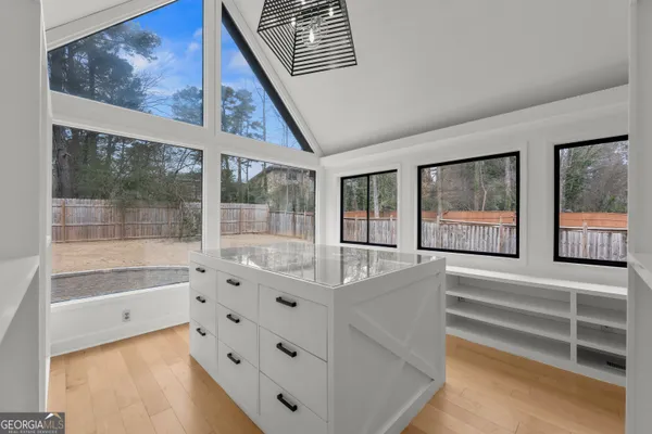 $1,285,000 | 7025 Northgreen Drive Northeast, Sandy Springs, GA 30328