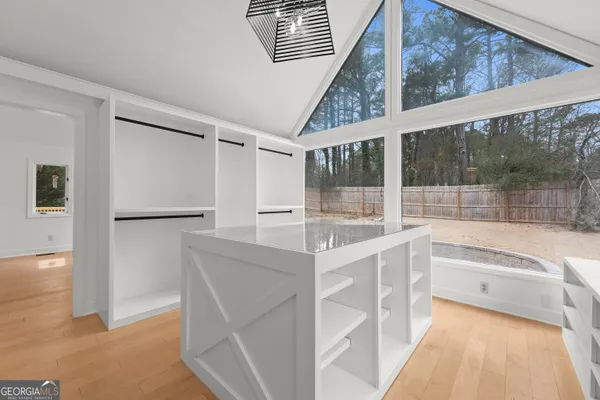 $1,285,000 | 7025 Northgreen Drive Northeast, Sandy Springs, GA 30328