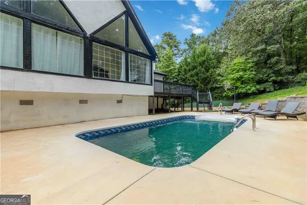 $1,285,000 | 7025 Northgreen Drive Northeast, Sandy Springs, GA 30328