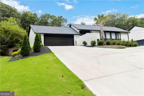 $1,285,000 | 7025 Northgreen Drive Northeast, Sandy Springs, GA 30328