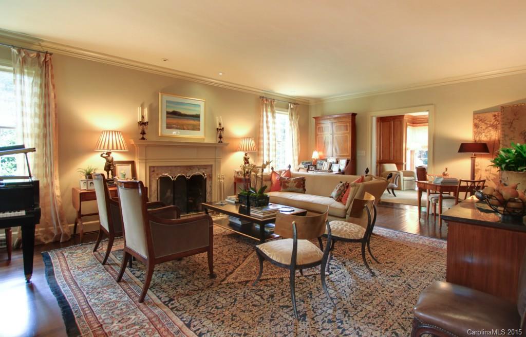 255 Cherokee Road Charlotte, NC 28207 - Photo 3 of 24 Gallery Image 3