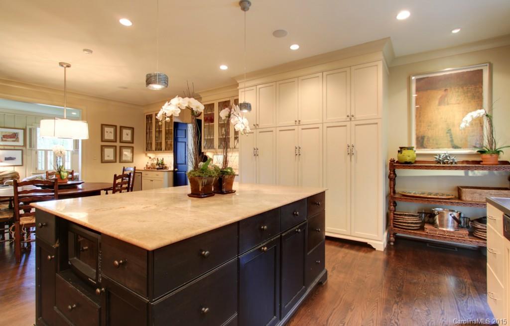 255 Cherokee Road Charlotte, NC 28207 - Photo 8 of 24 Gallery Image 8