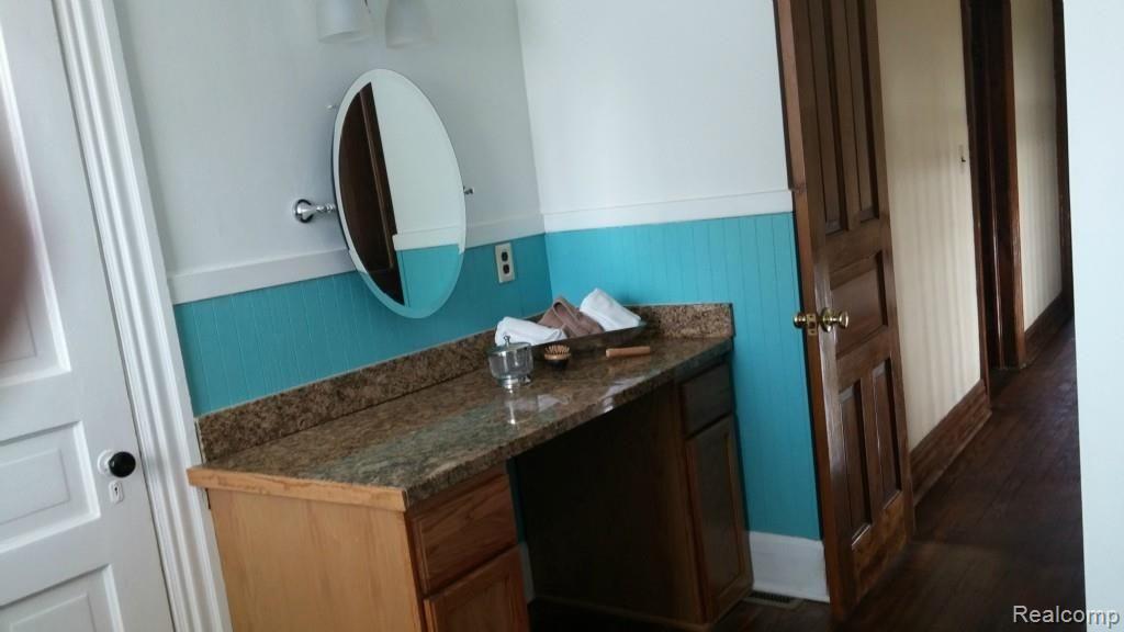 338 Rivard Boulevard Grosse Pointe, MI 48230 - Photo 25 of 53 0412151033c.jpg
