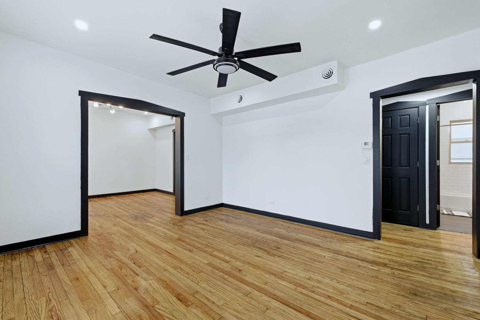 131 East 72nd Street, Unit 2E Chicago, IL 60619 - Photo 4 of 9