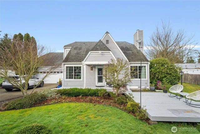 $665,000 | 25825 12th Avenue South, Des Moines, WA 98198