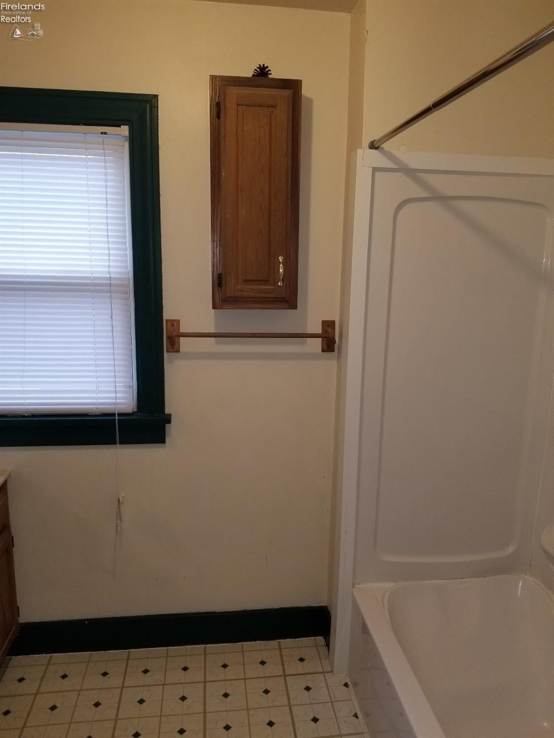 1428 Morrison Road Fremont, OH 43420 - Photo 15 of 22 Gallery Image 15
