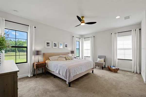 $2,600 | 12643 Shetland Walk Drive, Lithia, FL 33547