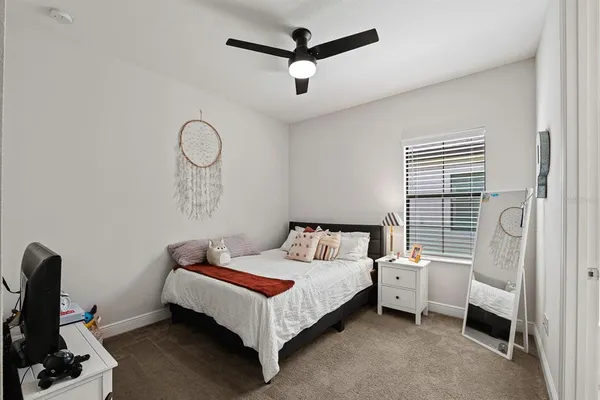 $2,600 | 12643 Shetland Walk Drive, Lithia, FL 33547