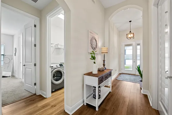 $2,600 | 12643 Shetland Walk Drive, Lithia, FL 33547