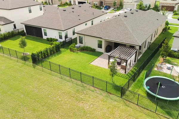 $2,600 | 12643 Shetland Walk Drive, Lithia, FL 33547