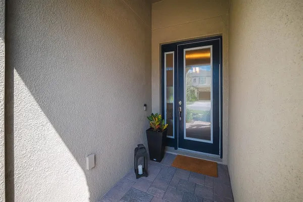 $2,600 | 12643 Shetland Walk Drive, Lithia, FL 33547