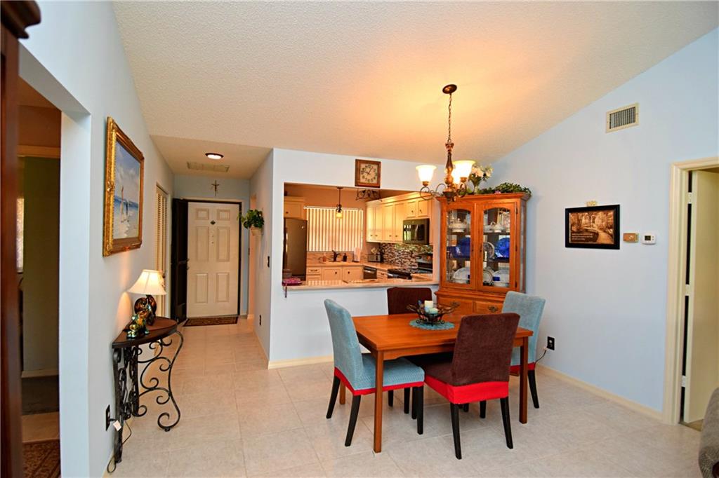 1861 Southwest Palm City Road, Unit F302 Stuart, FL 34994 - Photo 6 of 36 Gallery Image 6