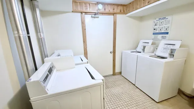 $1,195 | 6060 52nd Street North, Oakdale, MN 55128