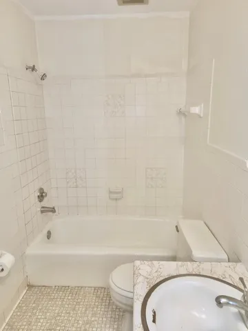 $1,195 | 6060 52nd Street North, Oakdale, MN 55128