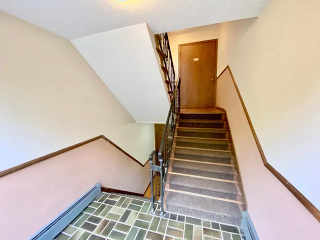 $1,195 | 6060 52nd Street North, Oakdale, MN 55128