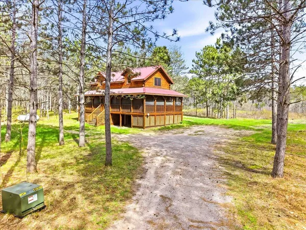 $299,500 | 1490 County Rd F, Friendship, WI 53934
