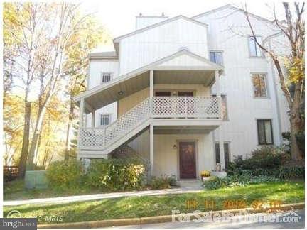 2247 Hunter's Run Drive, Unit 2247 Reston, VA 20191 - Photo 1 of 5 Exterior (General)