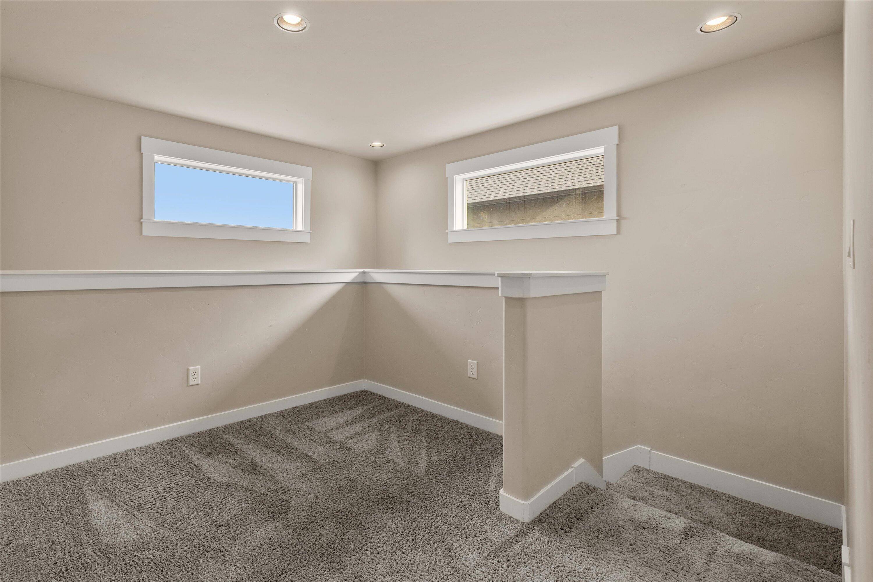 20909 Sotra Loop Bend, OR 97702 - Photo 15 of 38 Office space_loft