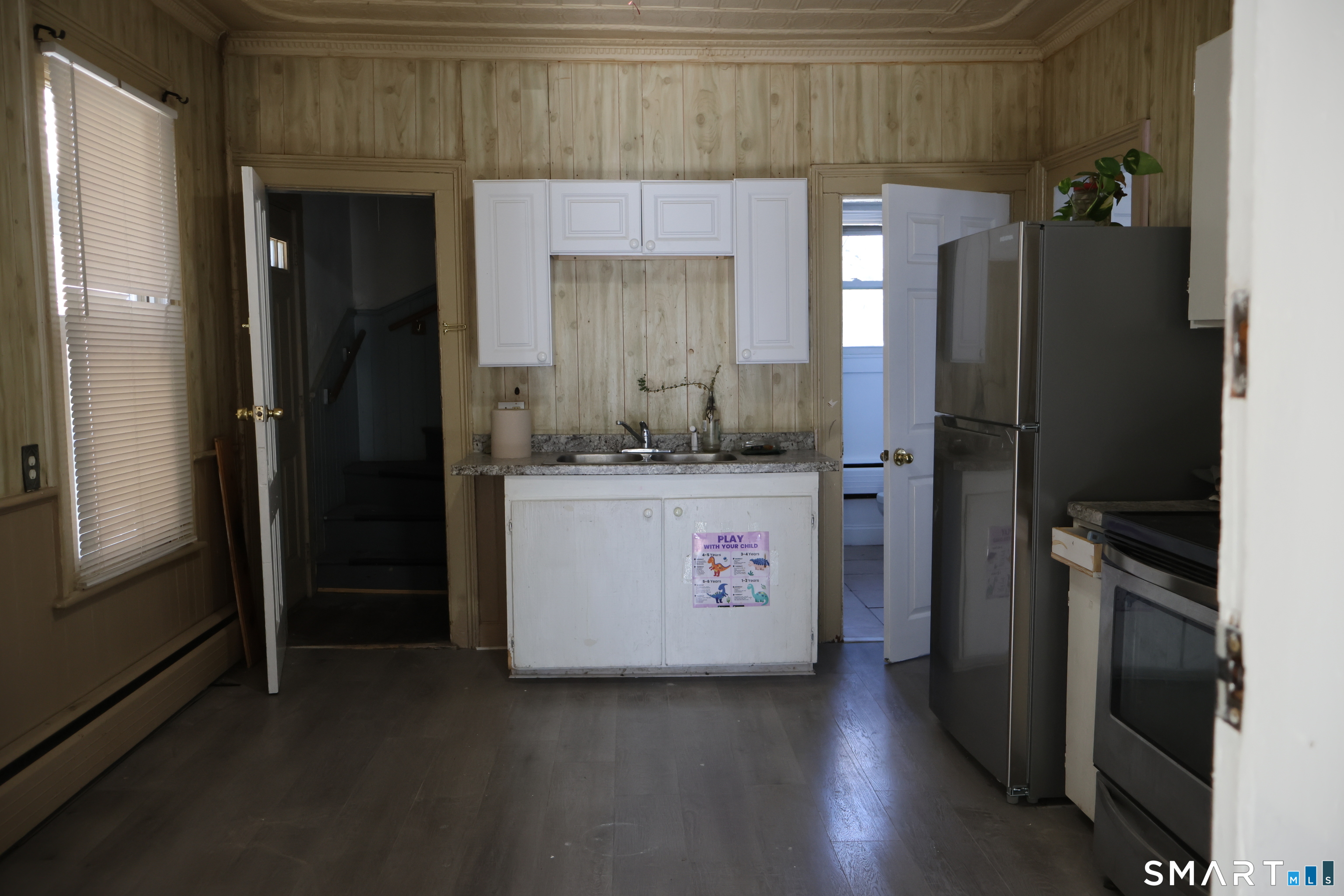 148 Sherman Avenue Meriden, CT 06450 - Photo 2 of 16