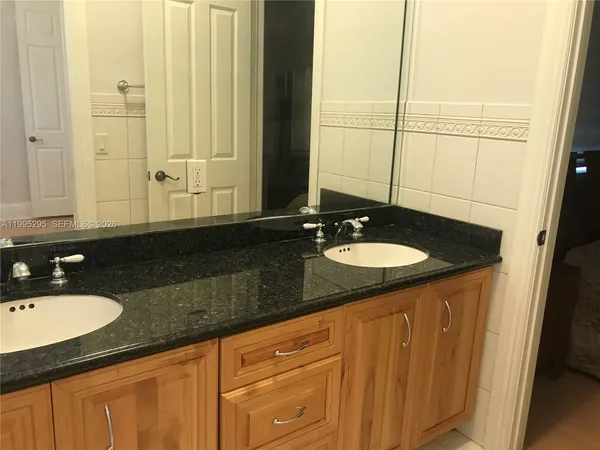 $5,900 | 8750 Southwest 164th Street, Palmetto Bay, FL 33157