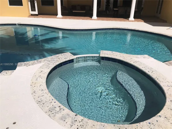 $5,900 | 8750 Southwest 164th Street, Palmetto Bay, FL 33157