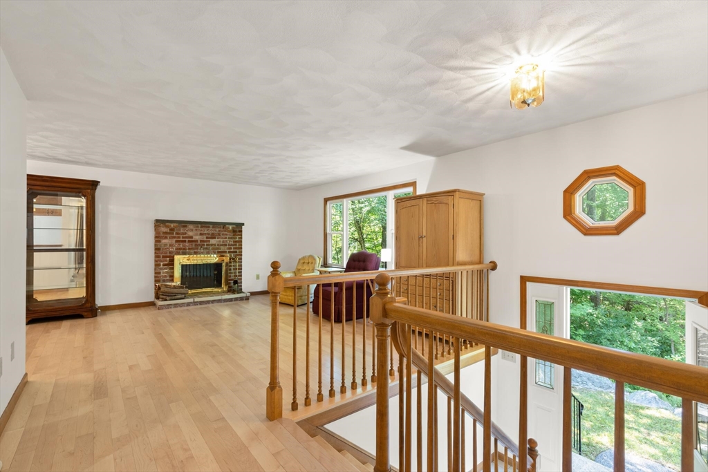58 Roosevelt Road Wilmington, MA 01887 - Photo 10 of 39 Gallery Image 10