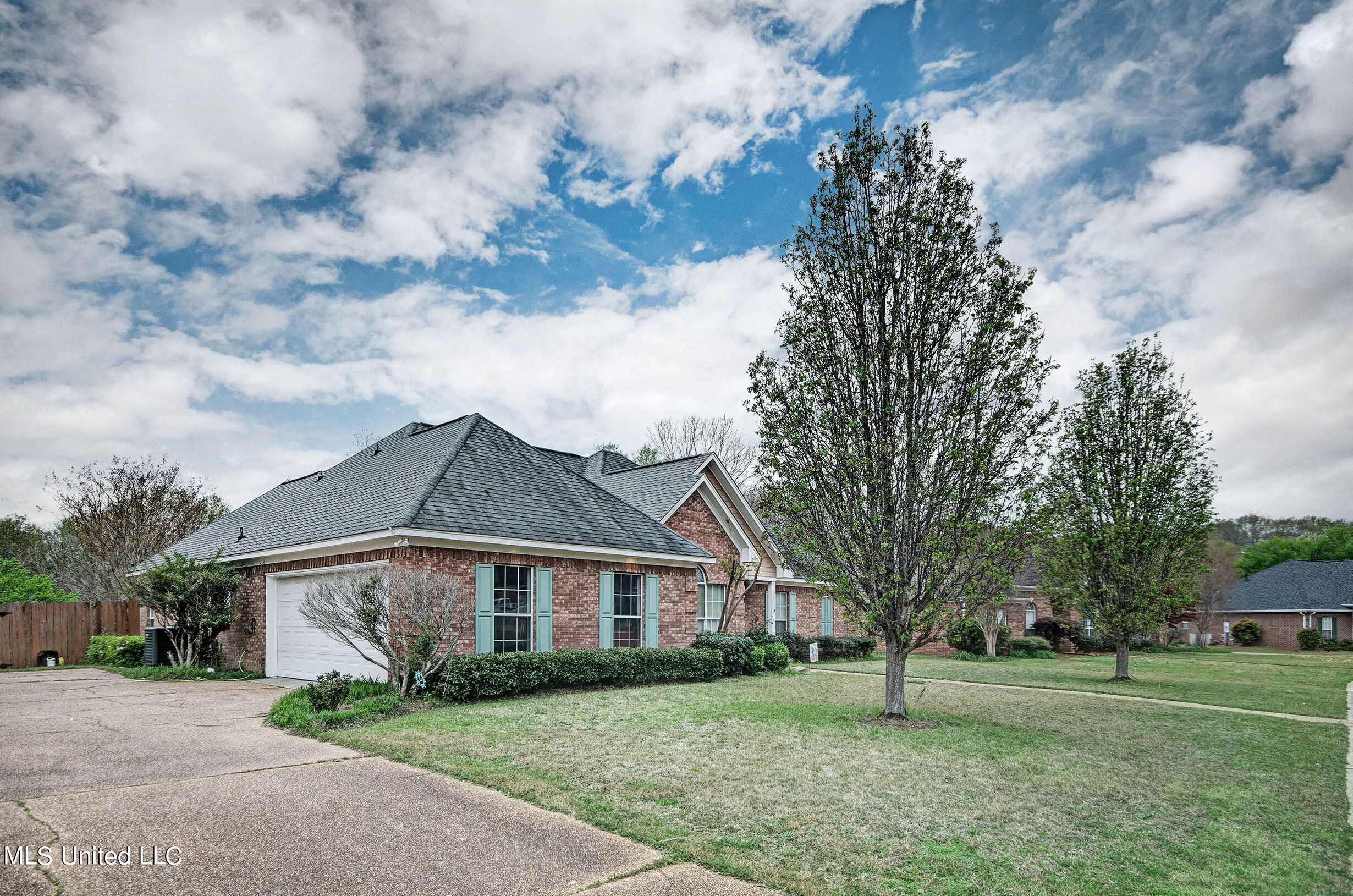 205 Cannon Ridge Drive Brandon, MS 39042 - Photo 2 of 30 IMGP3545_6_7