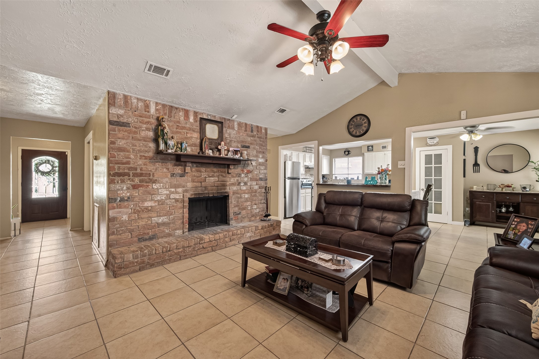 1915 Delphi Lane Houston, TX 77067 - Photo 7 of 31