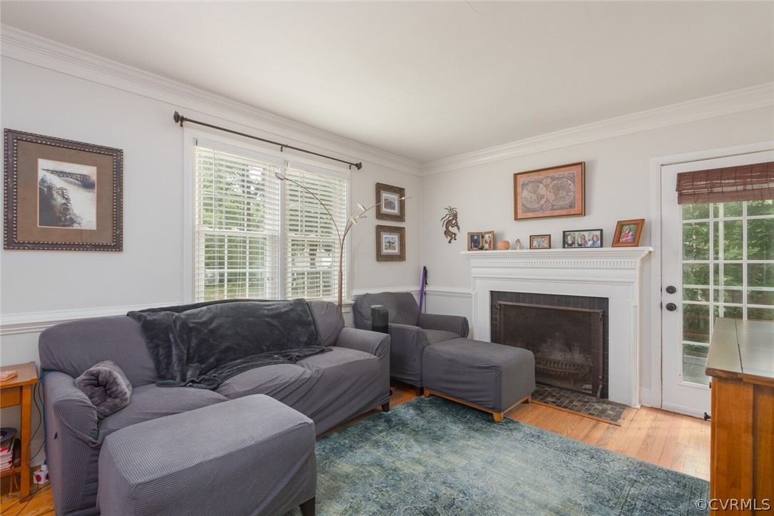 8918 Elm Road Richmond, VA 23235 - Photo 6 of 35 Gallery Image 6