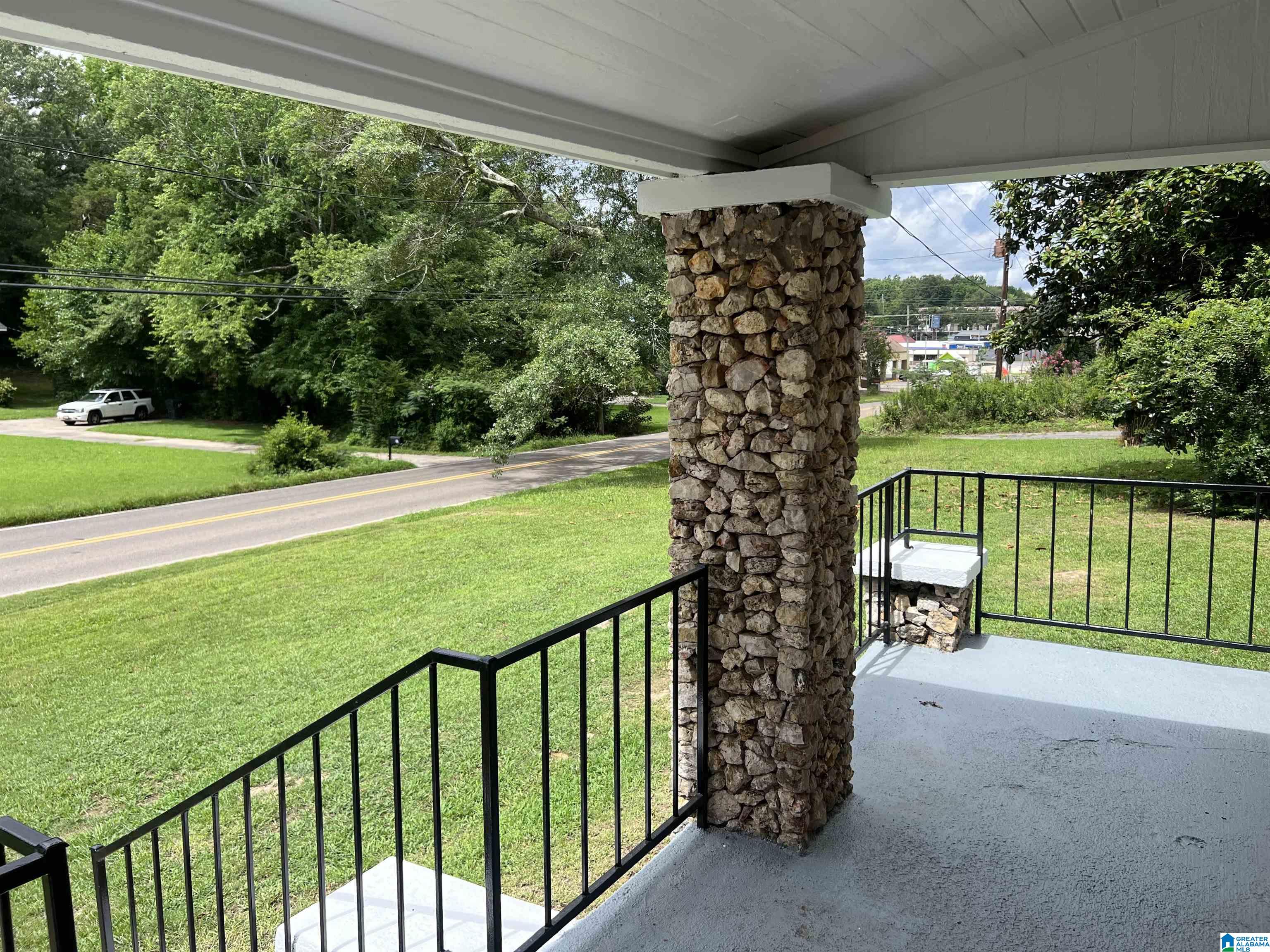 116 25th Avenue Northeast Birmingham, AL 35215 - Photo 3 of 29