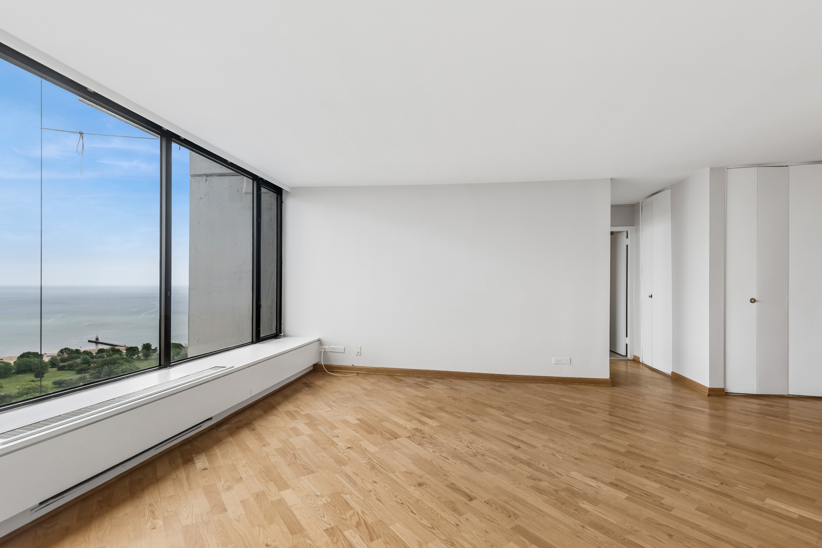 5455 North Sheridan Road, Unit 2803 Chicago, IL 60640 - Photo 7 of 23