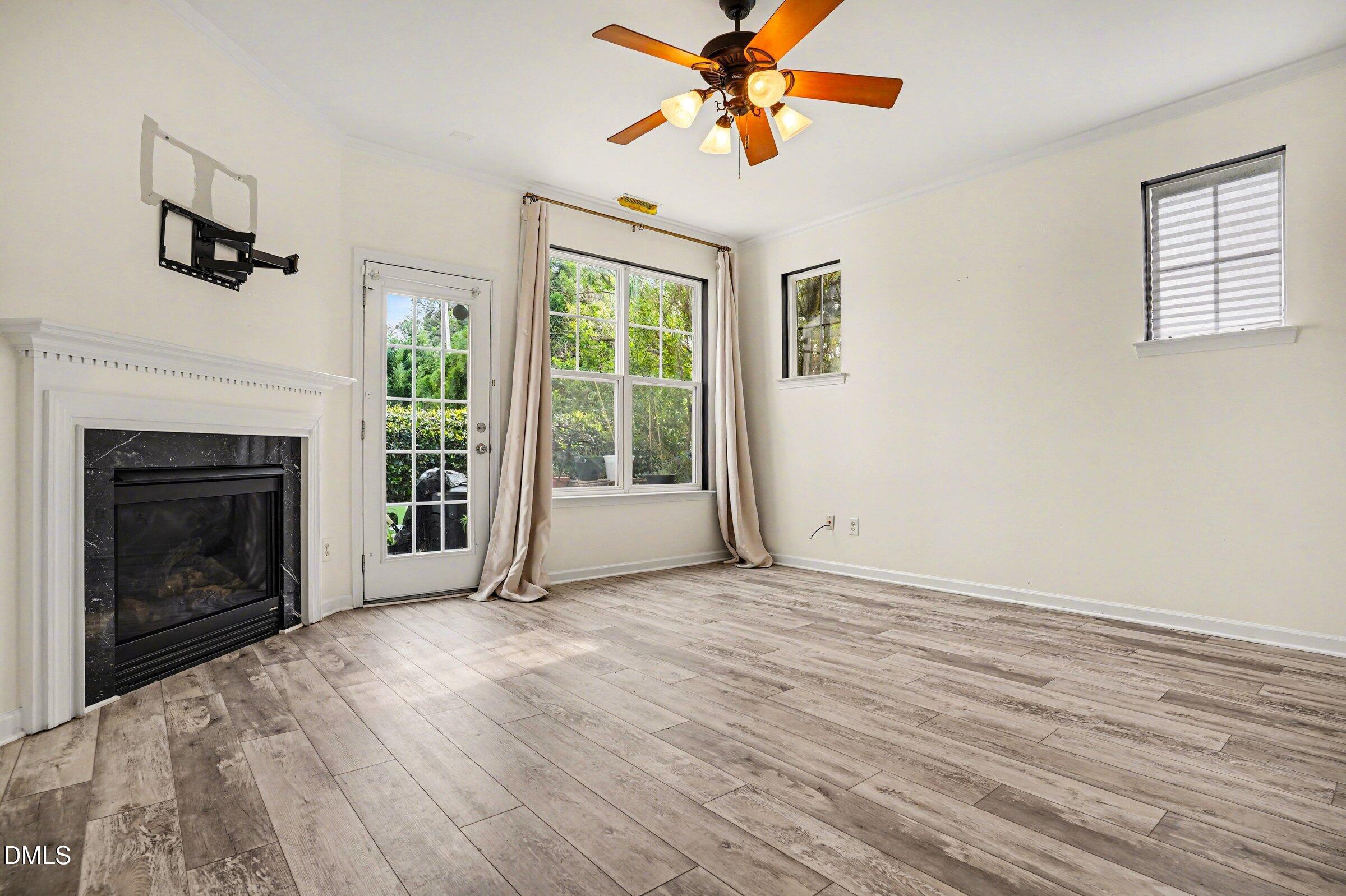 4602 Peyton Hall Way Raleigh, NC 27604 - Photo 9 of 34 008_file_8676