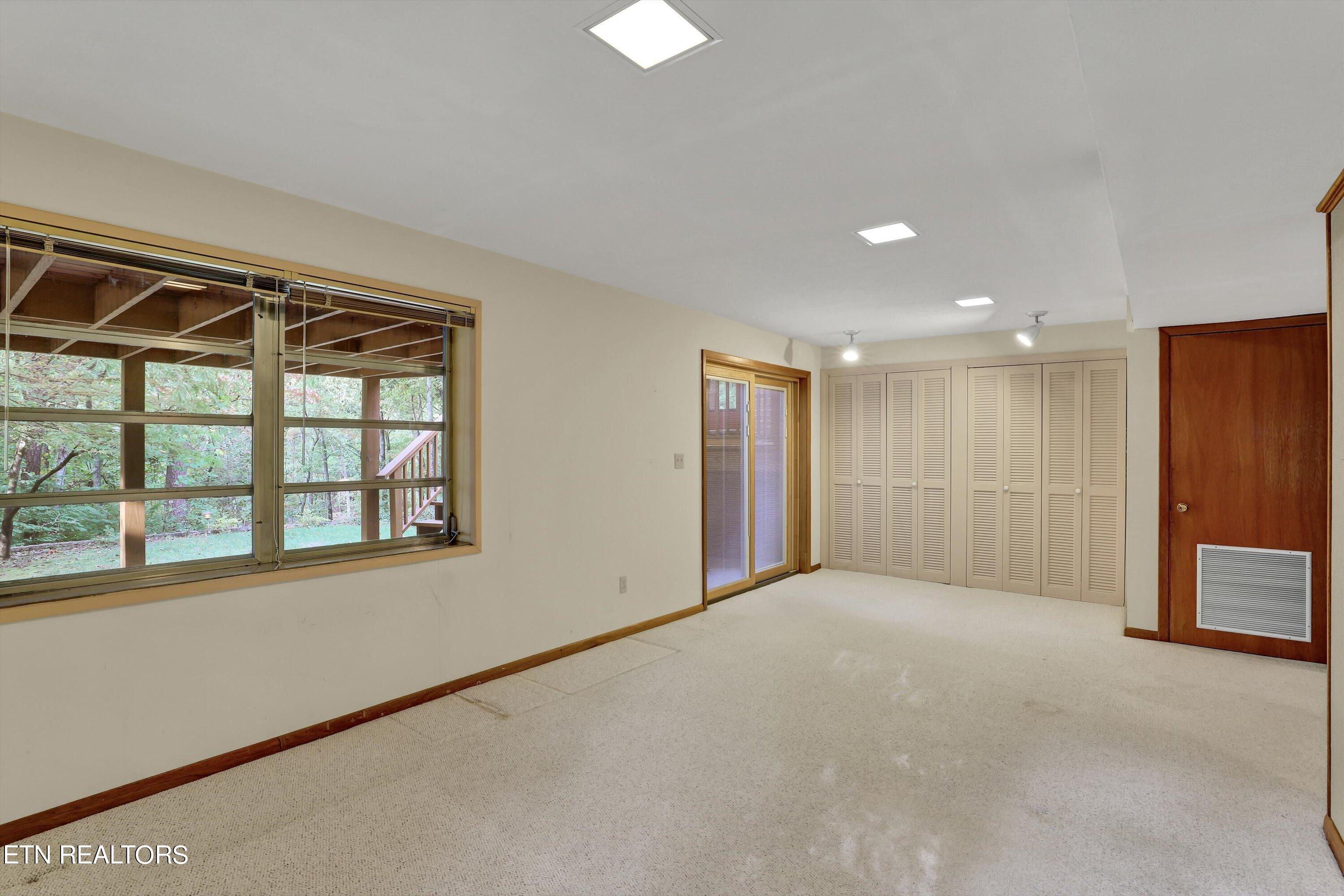 108 Wood Ridge Lane Oak Ridge, TN 37830 - Photo 10 of 14 Den/Rec Room