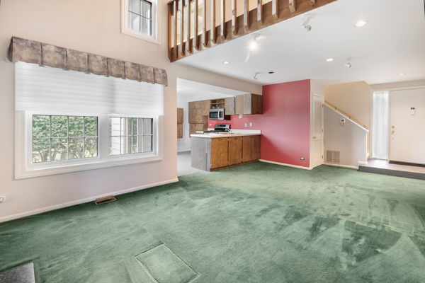 732 Chandler Road, Unit 732 Gurnee, IL 60031 - Photo 5 of 20 Gallery Image 5