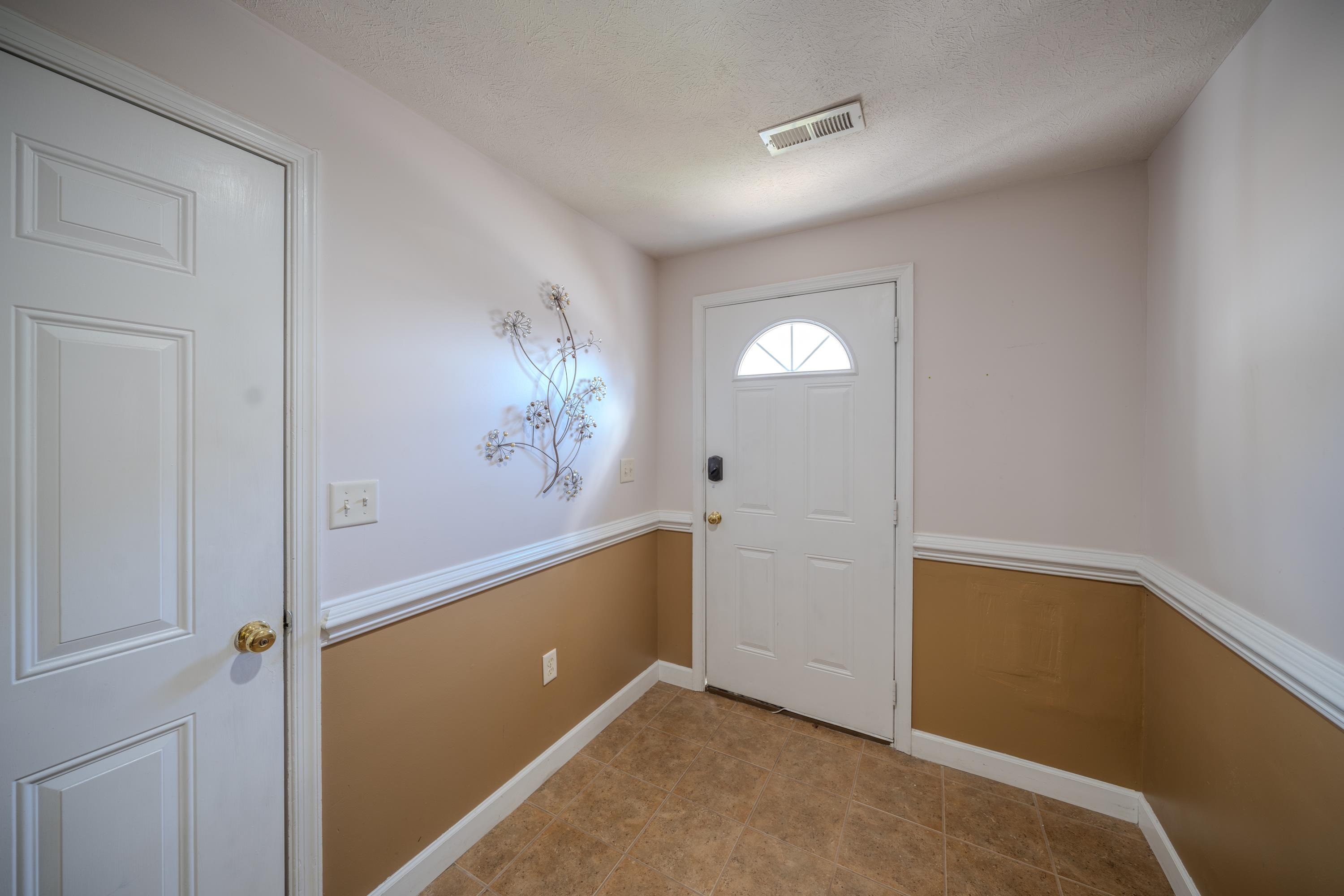 1386 Verdant Spring Lane Harrisonburg, VA 22801 - Photo 21 of 33