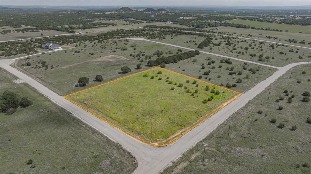 1538 Hidden Vly Road Glen Rose, TX 76043 - Photo 3 of 22