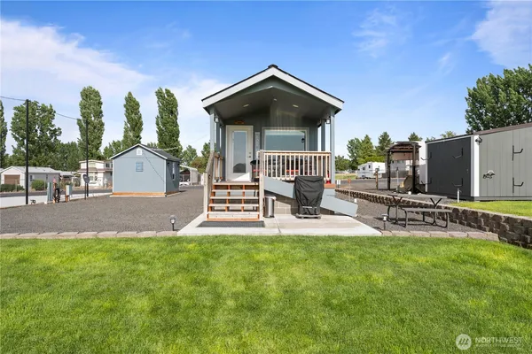 $217,000 | 6549 Highway 262, Unit 52, Othello, WA 99344