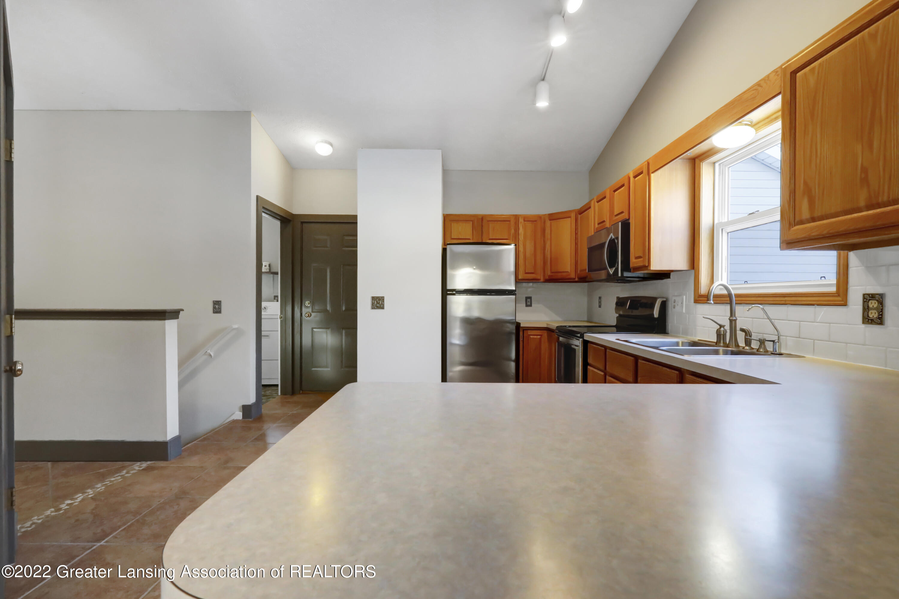 1454 North Waverly Road Dimondale, MI 48821 - Photo 8 of 32 _I3A4278
