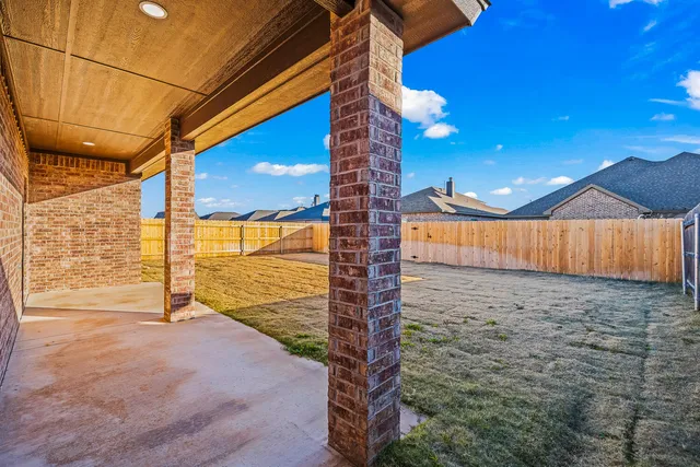 a view of an entrance to building