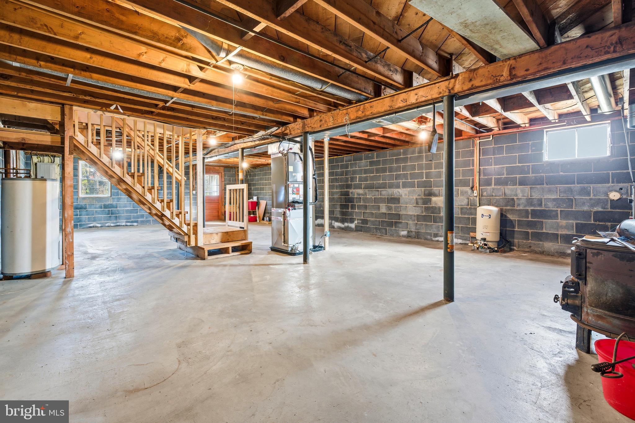 27 Atkins Road Sperryville, VA 22740 - Photo 36 of 76 a view of an empty room with wooden floor
