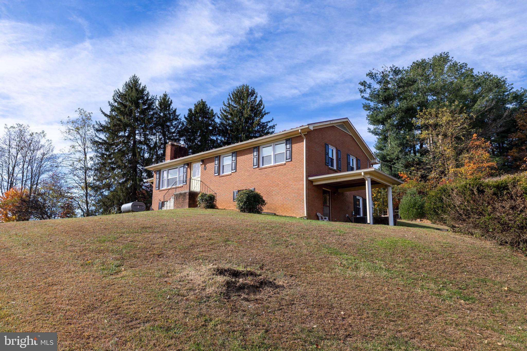 27 Atkins Road Sperryville, VA 22740 - Photo 43 of 76