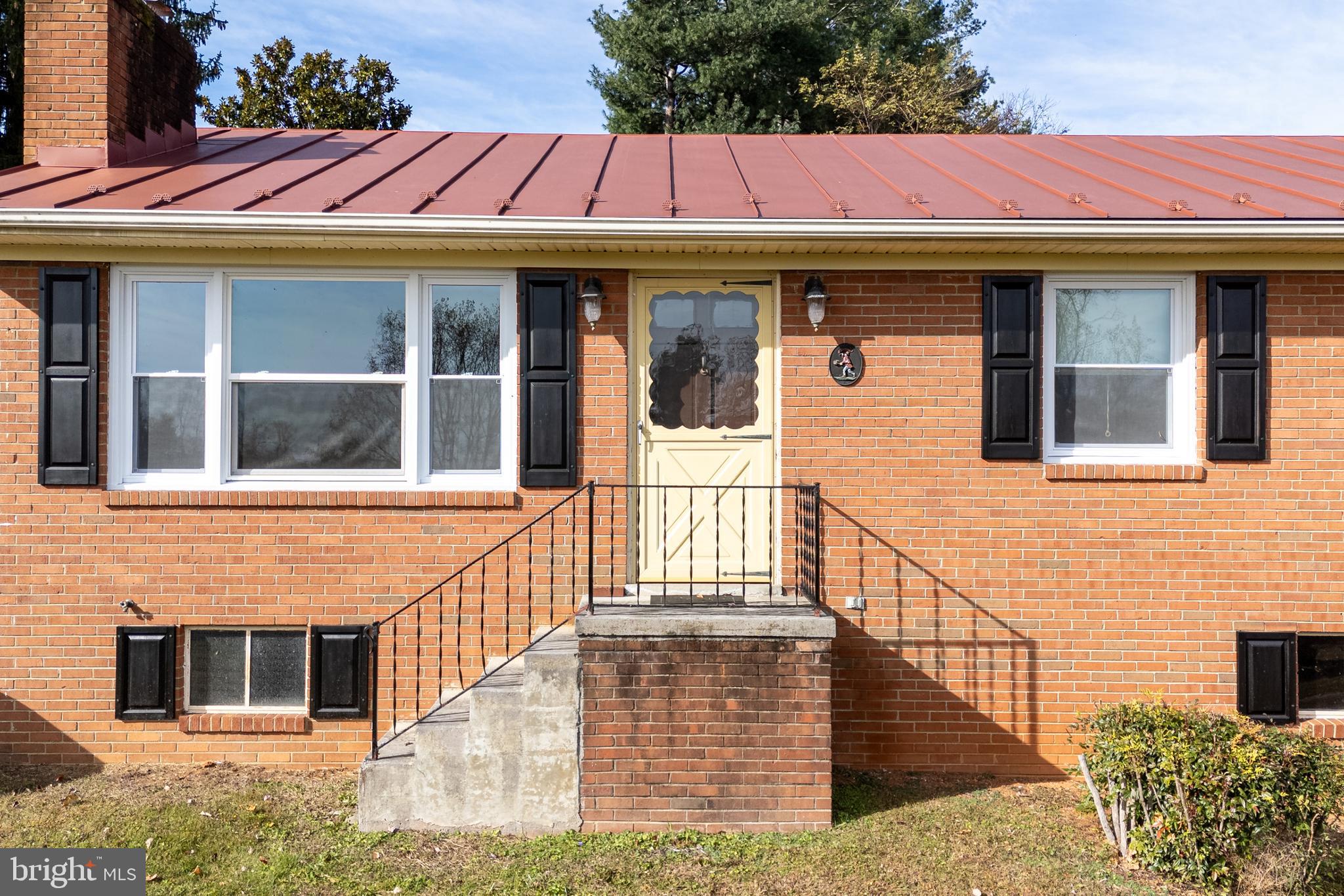 27 Atkins Road Sperryville, VA 22740 - Photo 46 of 76