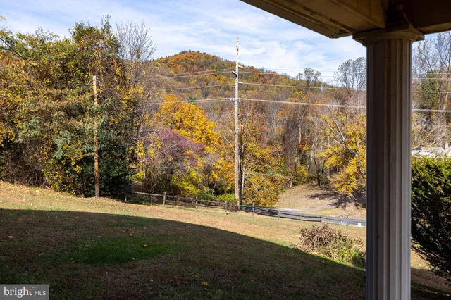 $375,000 | 27 Atkins Road, Sperryville, VA 22740