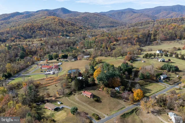 $375,000 | 27 Atkins Road, Sperryville, VA 22740