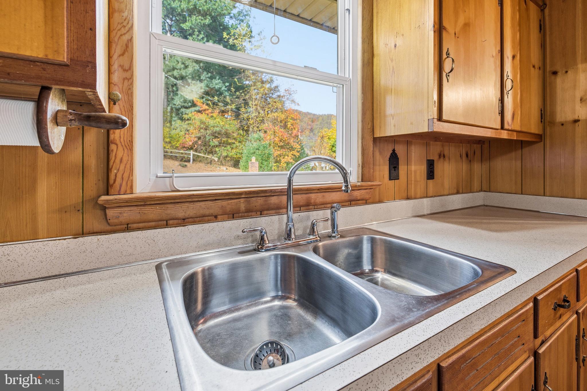 27 Atkins Road Sperryville, VA 22740 - Photo 7 of 76