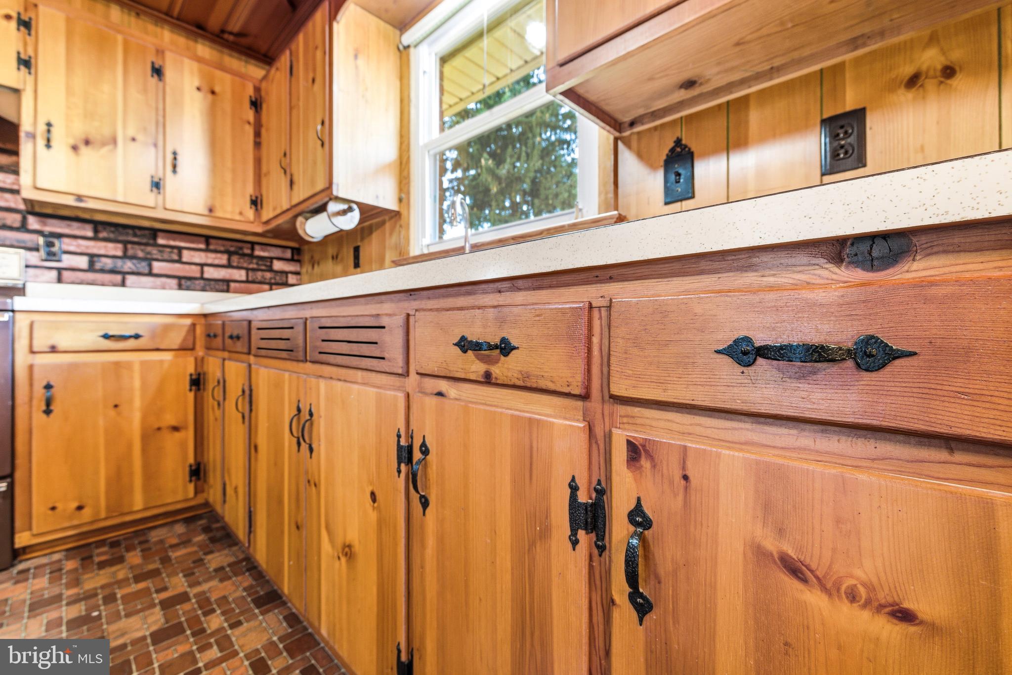 27 Atkins Road Sperryville, VA 22740 - Photo 9 of 76